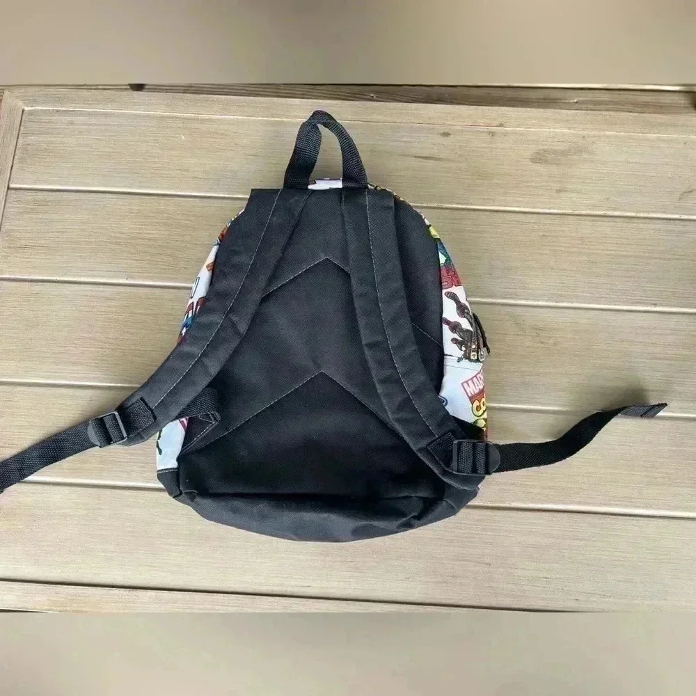 MARVEL Super Heroes Mini Backpack.